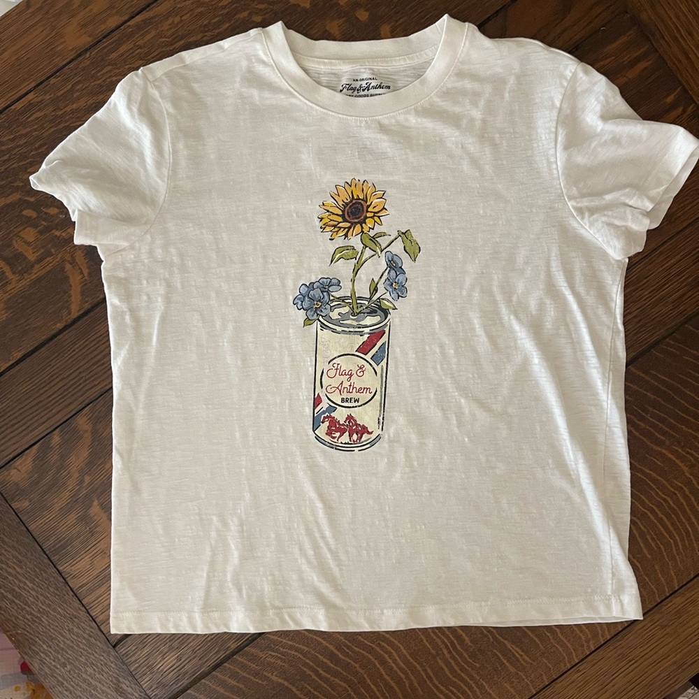 Flag & Anthem White Floral Graphic Tee - Sunflower Can Print